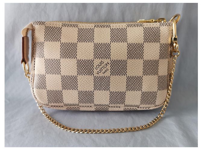 Louis Vuitton Mini Pochette accessori Azur Gold hardware - vista 13