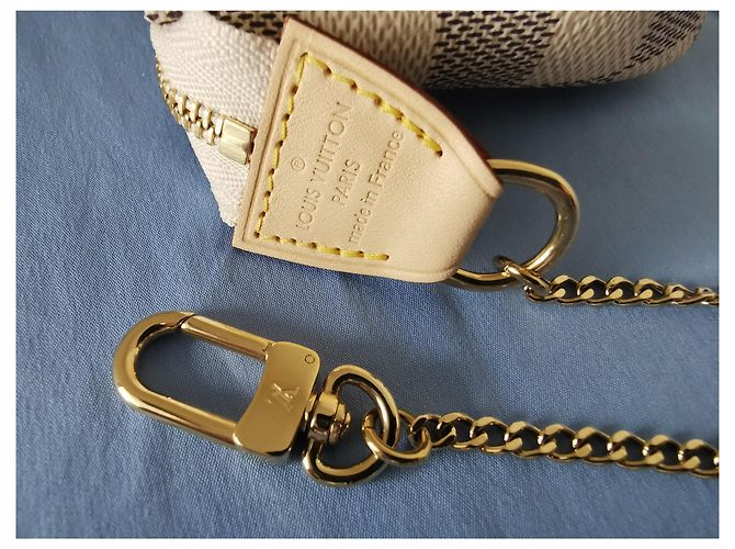 Louis Vuitton Mini Pochette accessori Azur Gold hardware - vista 6