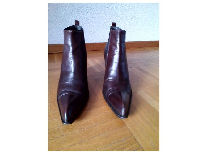 MIU MIU BOTÍN DE CUERO Castaño - vista 3