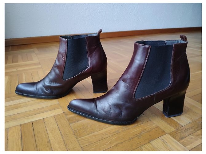 MIU MIU BOTÍN DE CUERO Castaño - vista 5