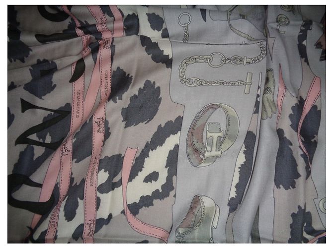 Hermès Monsieur et Madame II Sciarpa in Cashmere e Seta Grigia Grigio - vista 3