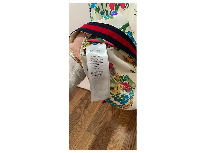 Gucci Blumenbluse aus Seide mehrfarbig Mehrfarben - Ansicht 6