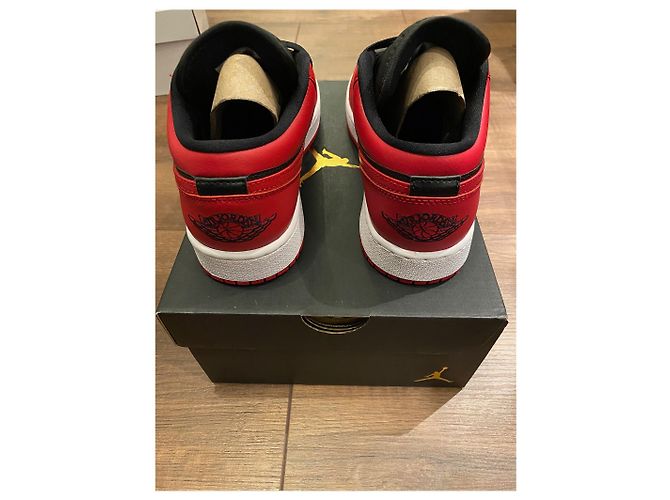 Nike, Nike x jordan reverse banned bred 38.5 Roja - vista 6
