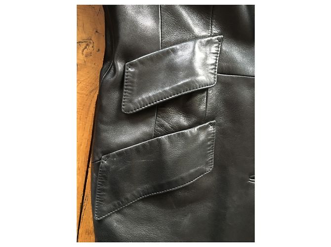 Magnífico abrigo de piel negro Hermès - vista 4