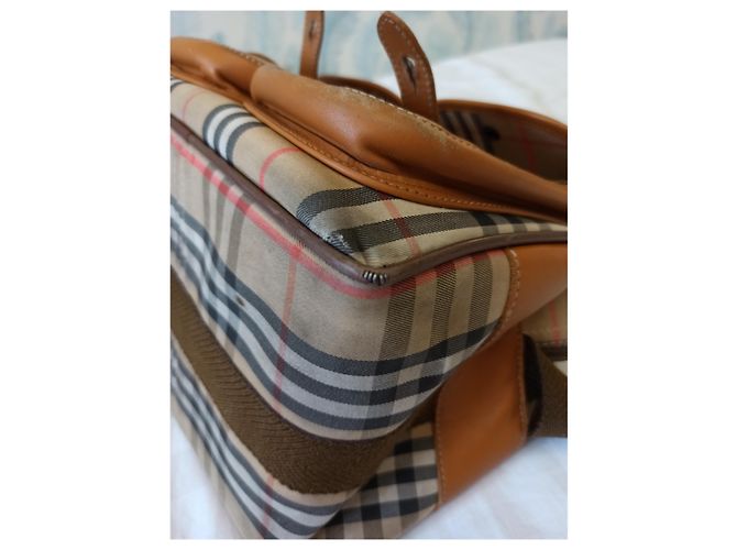 Borsa a tracolla Burberry nera in pelle e tela Nero Rosso Beige Bianco sporco Marrone chiaro - vista 10