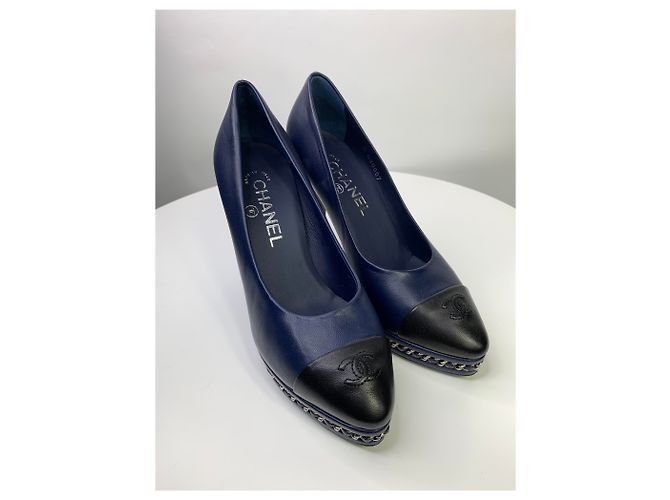 Décolleté Chanel in pelle blu navy taglia 37 - vista 7