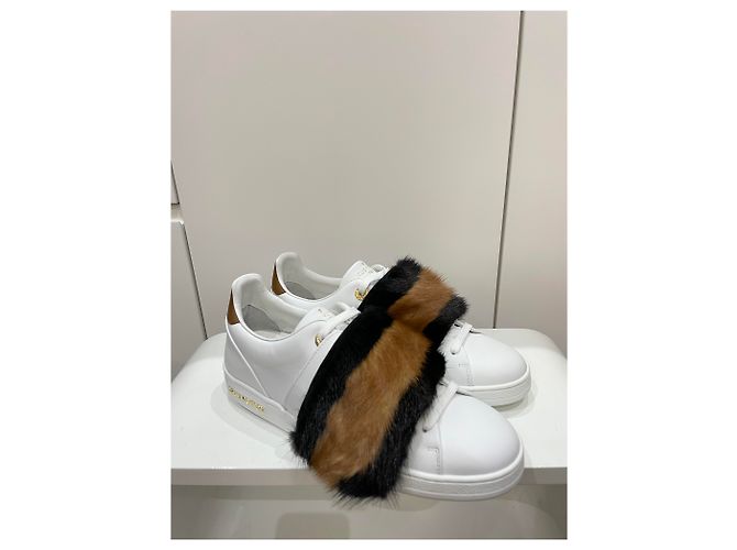 Louis Louise Sneakers Louis Vuitton Pelle Bianca e Visone 36.5 Bianco - vista 4