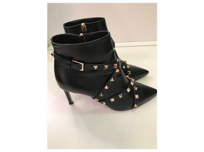 Botines Valentino Rockstud Negro - vista 2