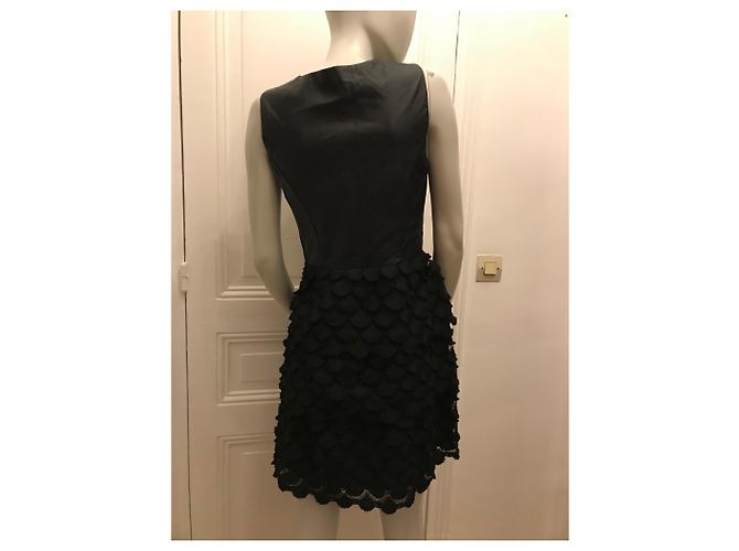 Guess Schwarzes Kleid - Ansicht 3