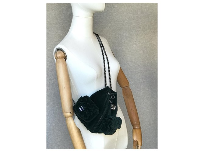 Chanel Famosa mini borsa "Backpack is Back" Verde Verde scuro - vista 3