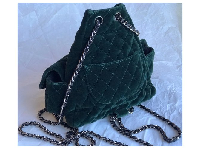 Chanel Famosa mini borsa "Backpack is Back" Verde Verde scuro - vista 5