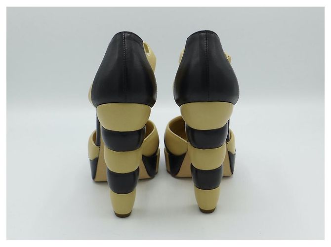 Chanel Sandali con plateau color block Nero Beige - vista 3