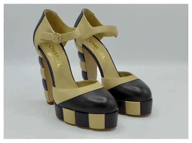 Chanel Sandali con plateau color block Nero Beige - vista 6