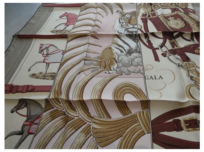 Hermès Hermes Square 90X90 "quadrato a quadrati" in seta - vista 4