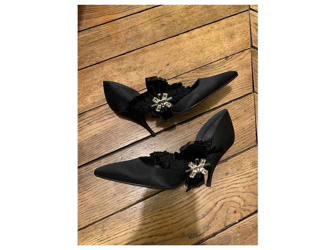 Chanel Satinpumps in Schwarz mit Strassstein - Ansicht 5