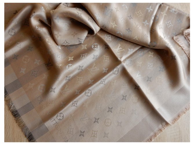 Louis Vuitton Seiden Schals Beige - Ansicht 5