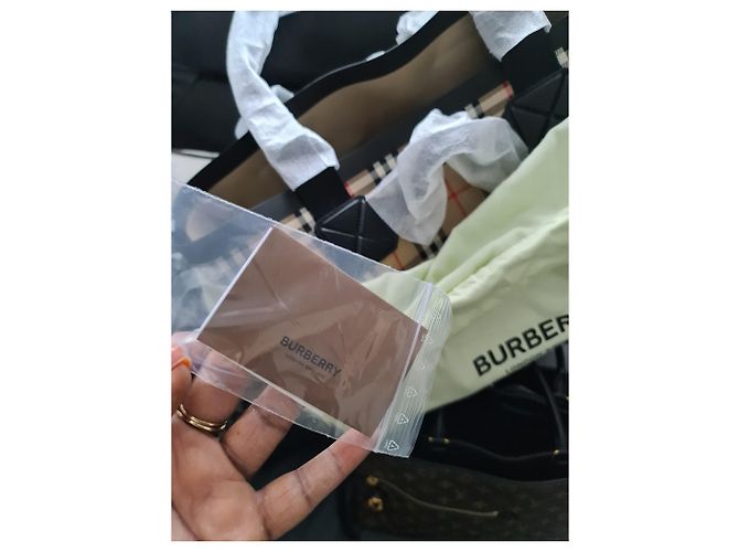 BURBERRY Austen Einkaufstasche aus Leinen mit Karomuster Beige - Ansicht 17