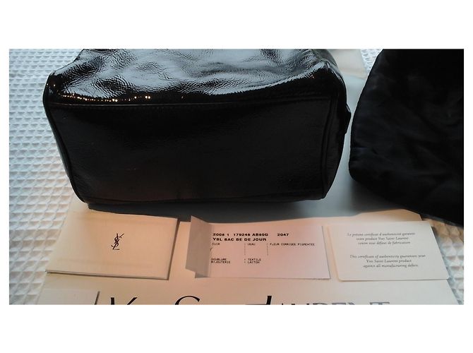 Borsa a mano Yves Saint Laurent Y Mail Nera Vernice Nero - vista 4