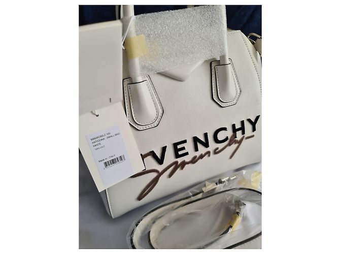 Givenchy Signature Antigona Ledertasche in Weiß - Ansicht 3