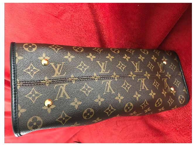 Borsa Louis Vuitton Popincourt MM Monogram Marrone - vista 3
