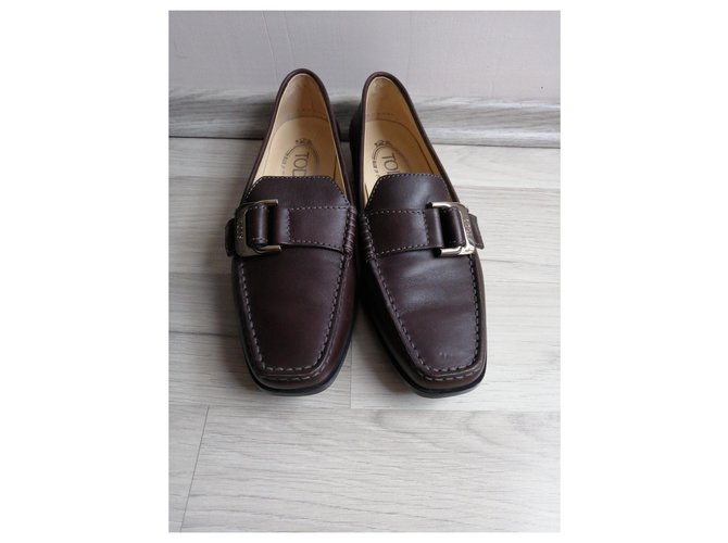 Scarpe stringate Tod's in pelle marrone - vista 3