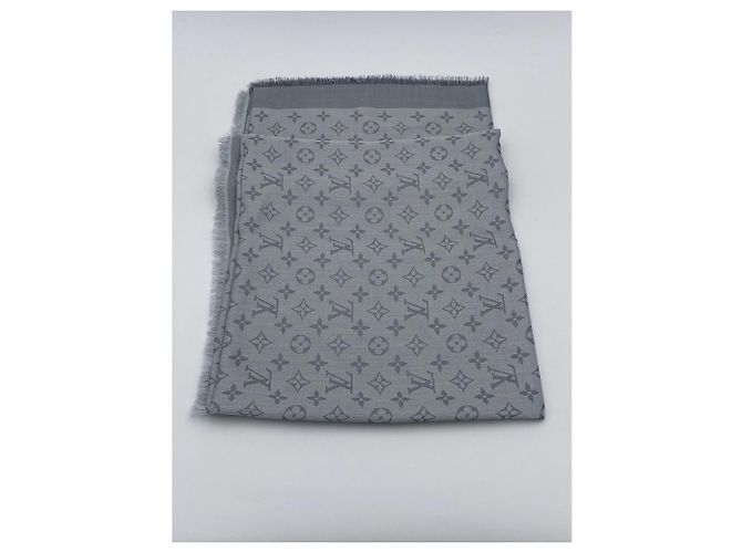 SCIALLE LOUIS VUITTON MONOGRAM SHINE M76353 Grigio - vista 5