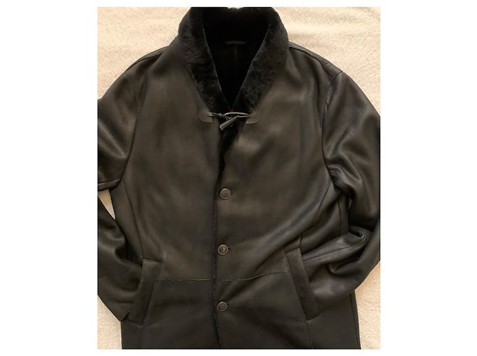 Giorgio Armani Sheraling Pelzmantel von Black Lamb - Ansicht 10
