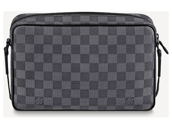 Louis Vuitton LV Utility Messenger nuovo Grigio - vista 4