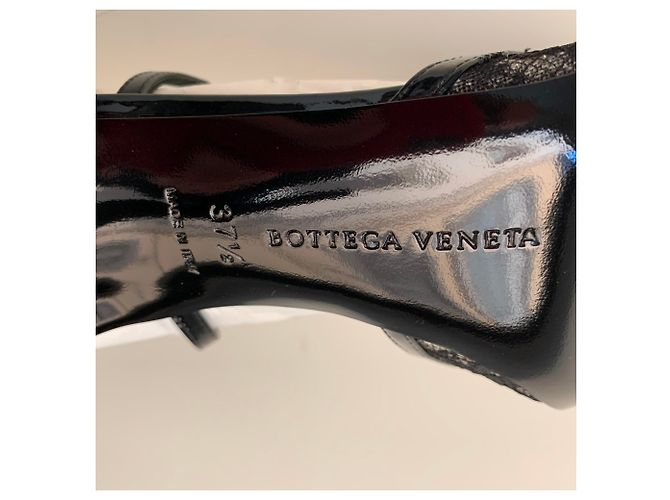 Sandali Mary Jane Bottega Veneta in vernice nera - vista 13