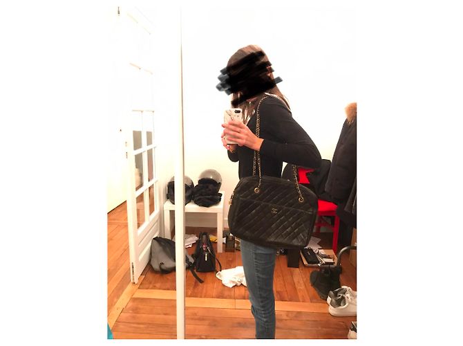 Bolsa Chanel em couro preto acolchoado - vista 9
