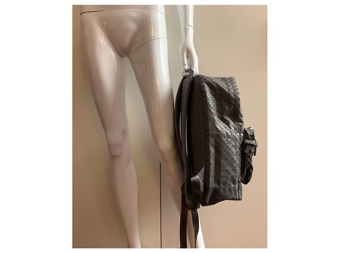 Issey Miyake Zaino Baobao grigio - vista 12