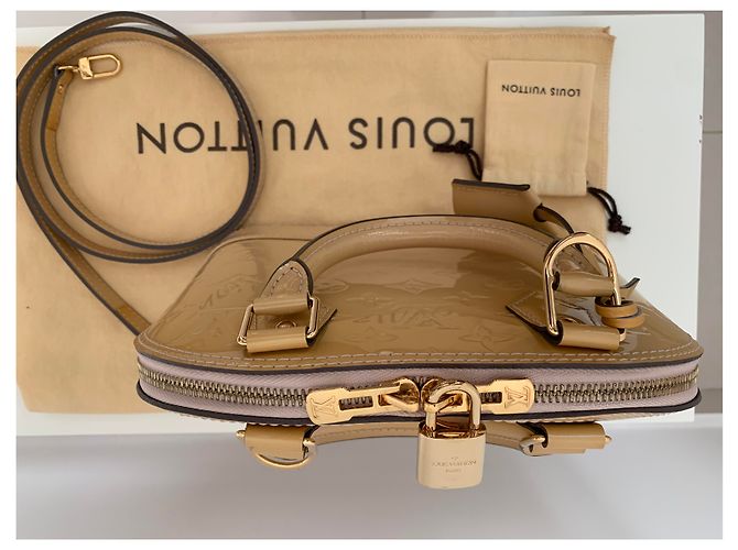 Louis Vuitton Alma BB Beige - Ansicht 4