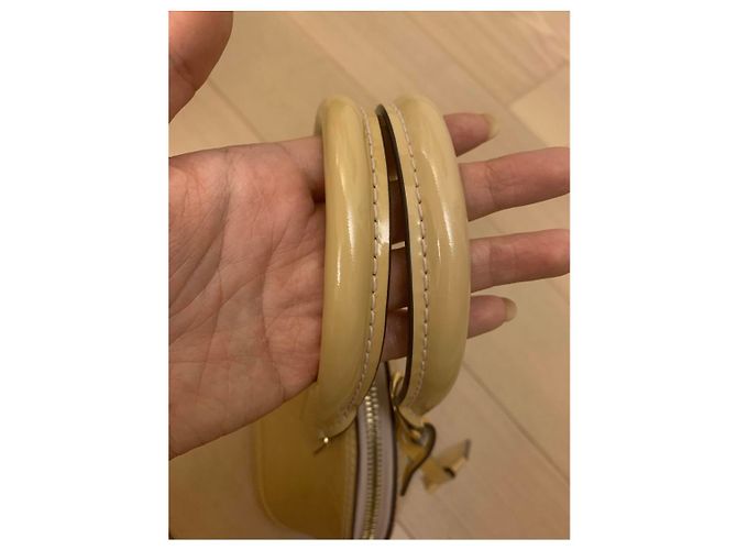 Louis Vuitton Alma BB Beige - Ansicht 5