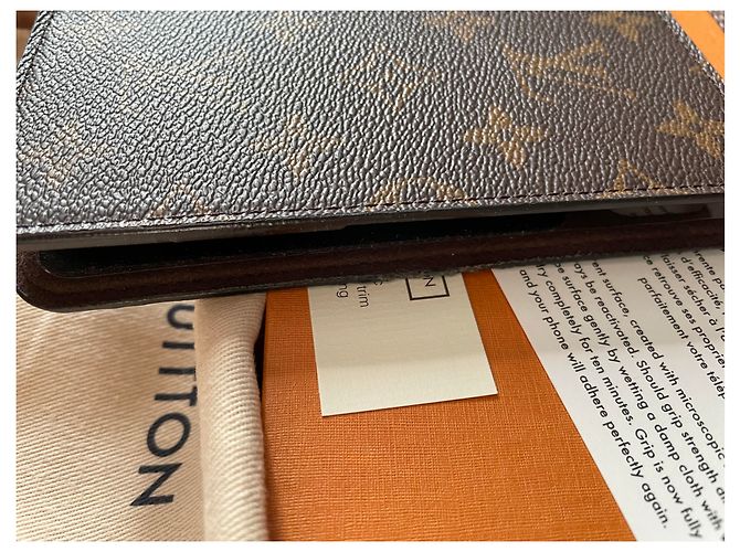 Louis Vuitton Monogram iPhone XS case Brown - view 6