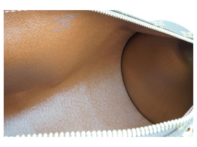 Louis Vuitton Papillon 30 BORSA A MANO IN TELA MONOGRAM Marrone - vista 7
