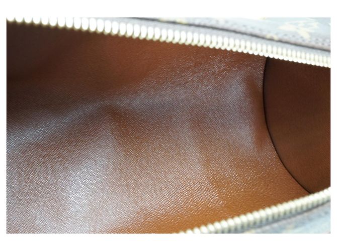 Louis Vuitton Papillon 30 BORSA A MANO IN TELA MONOGRAM Marrone - vista 8