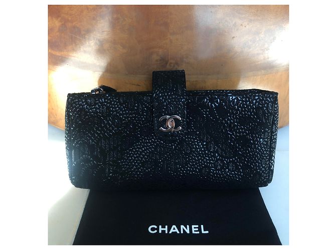 Chanel Clutch in rilievo classica senza tempo Nero - vista 4