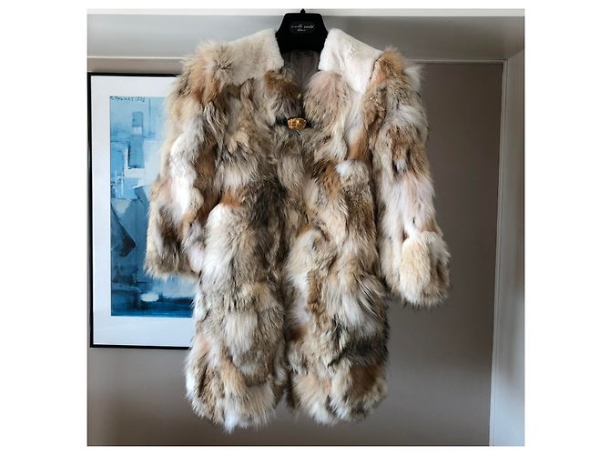 MIU MIU Abrigo de piel de coyote Beige - vista 7