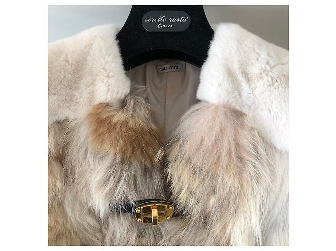 MIU MIU Abrigo de piel de coyote Beige - vista 8