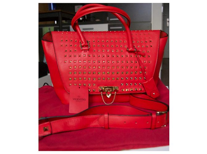Borsa Valentino Garavani Rockstud Demilune in pelle rossa Rosso - vista 2