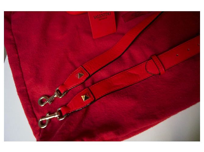 Borsa Valentino Garavani Rockstud Demilune in pelle rossa Rosso - vista 3
