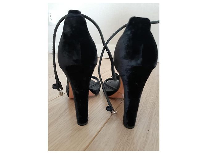 Sandali Miu Miu in velluto grigio - vista 5