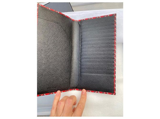 Saffiano Cartera Prada de piel roja - vista 6