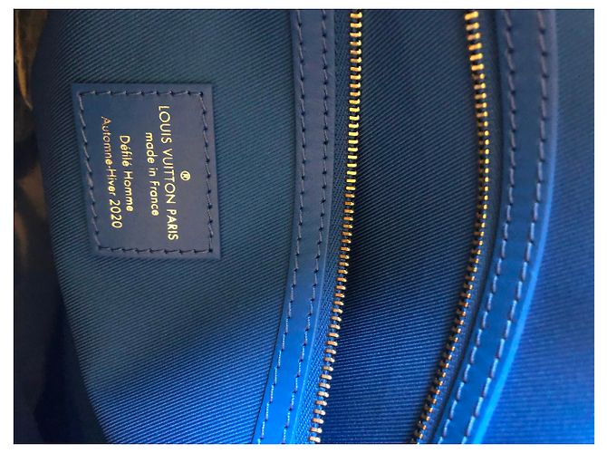 Abbesses Louis Vuitton LV Keepall Clouds nuovo Blu - vista 10