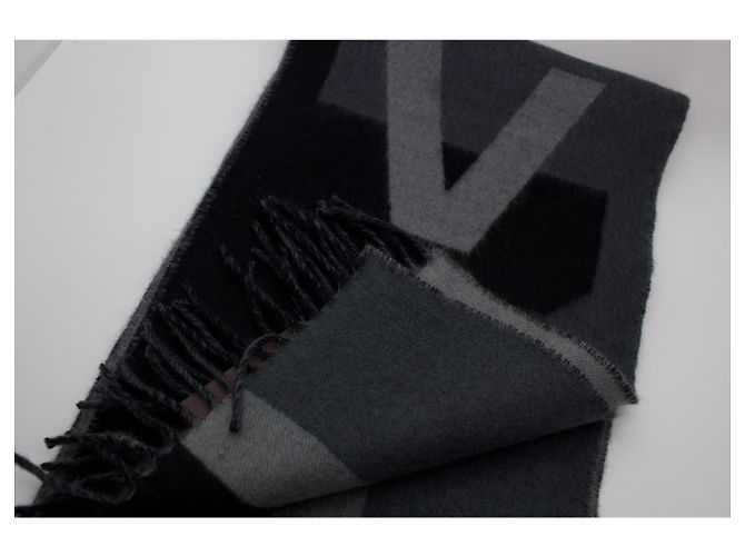 Louis Vuitton v historique Negro Gris - vista 4