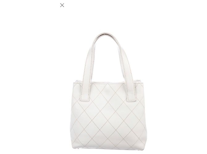 Coco Handle Chanel small Surpique Tote White - view 2