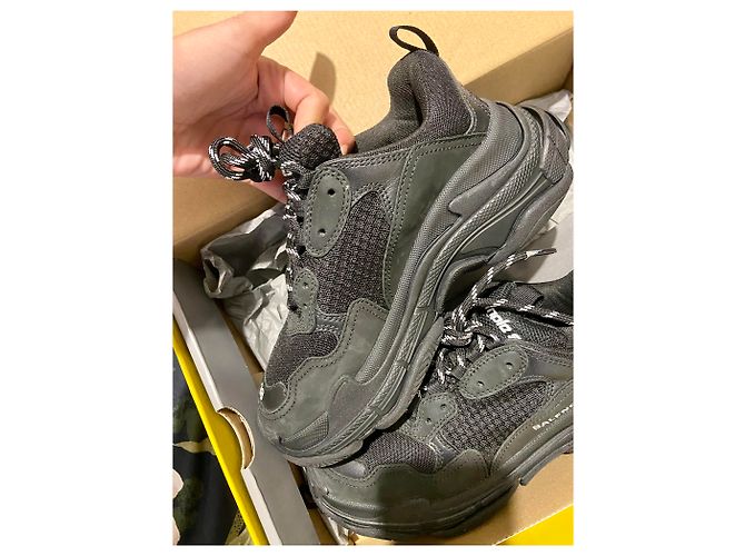 Balenciaga Triple s - Ansicht 3