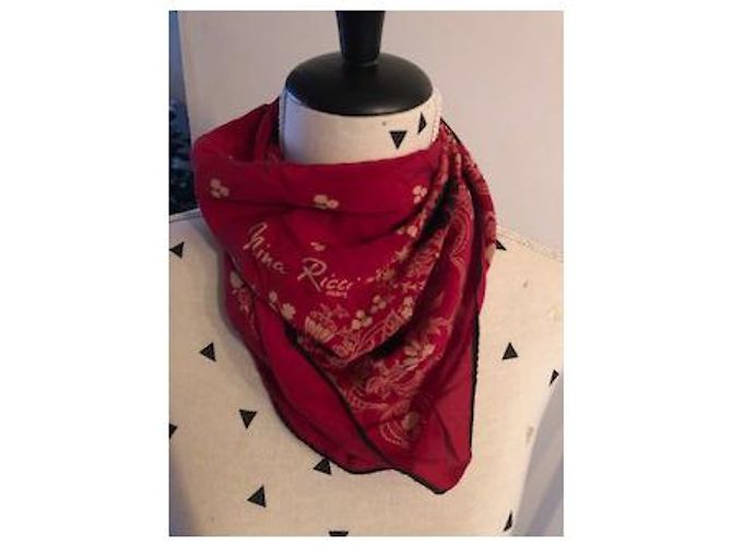 Piazza Nina RICCI 100 % seta bordeaux  60 X 60 cm Bordò - vista 4