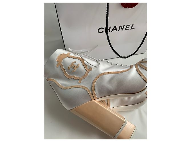 Botines Chanel de seda grises 38 - vista 8