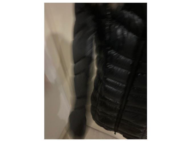Abrigo Moncler Negro de Piel - vista 3